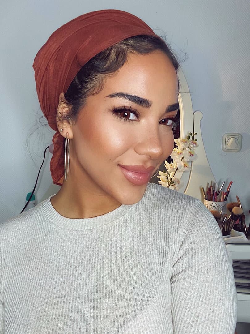 Kim K | Haselnuss