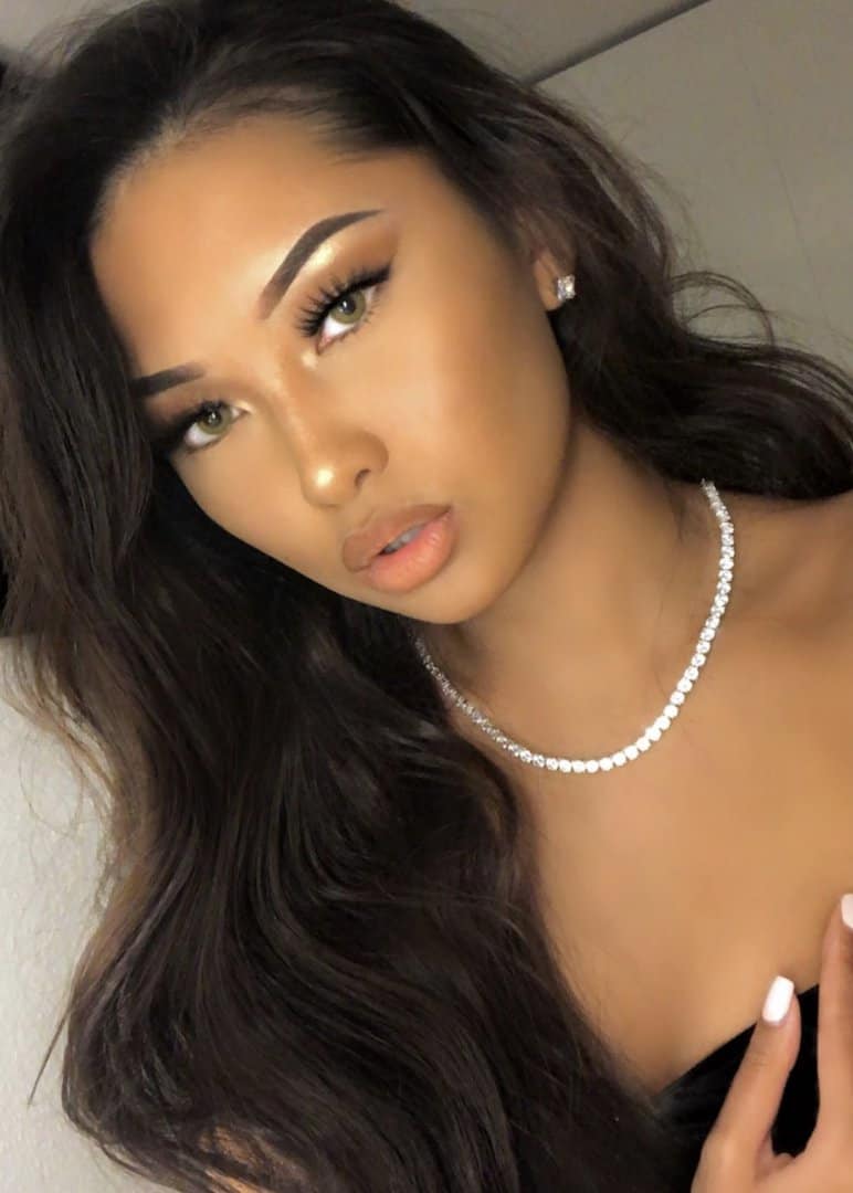 Olivia | Haselnuss